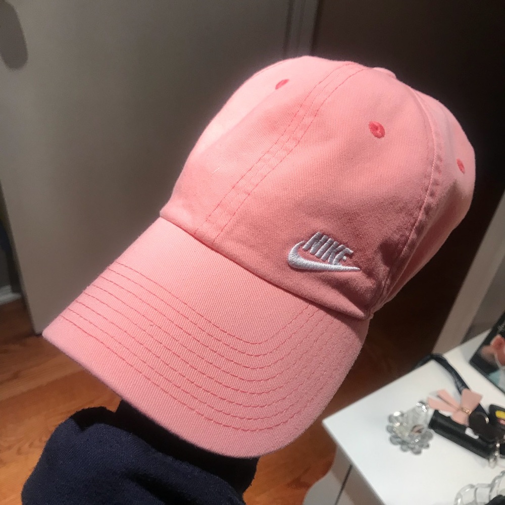 Nike Women’s Baseball Hat